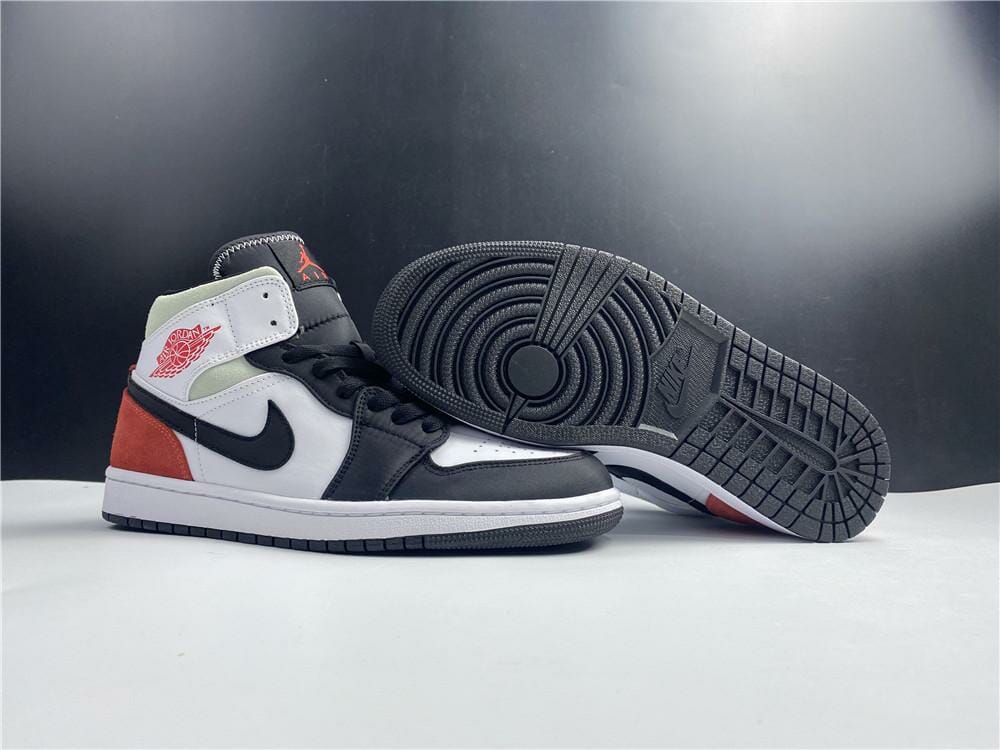 AJ1MidSEUnionBlackToeShoesSneakers_11