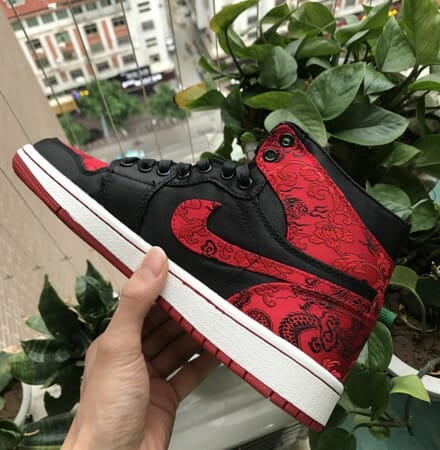 Air Jordan 1 Dragon Bred Royal