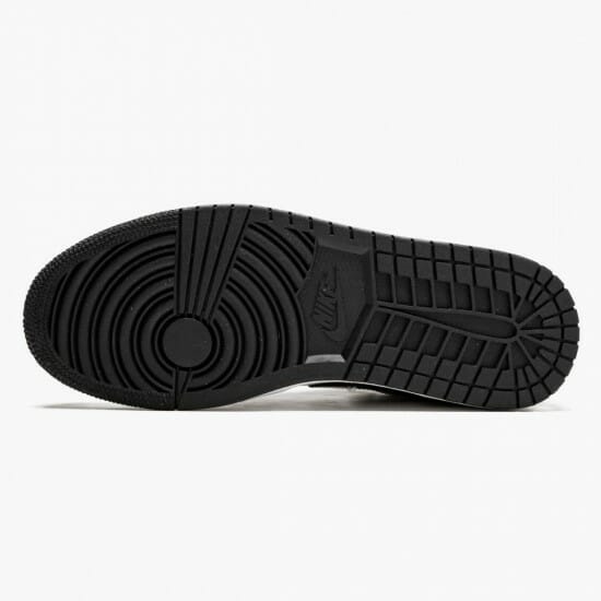 Air Jordan 1 Low Gold Toe Unisex Basketball Shoes CQ9447 700 BlackGold-Black AJ1 Jordan Sneakers (5)-550x550