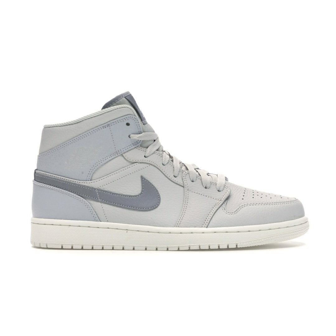 Air Jordan 1 Mid Light Bone