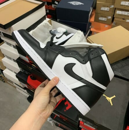 Air Jordan 1 Oreo Retro High Black White