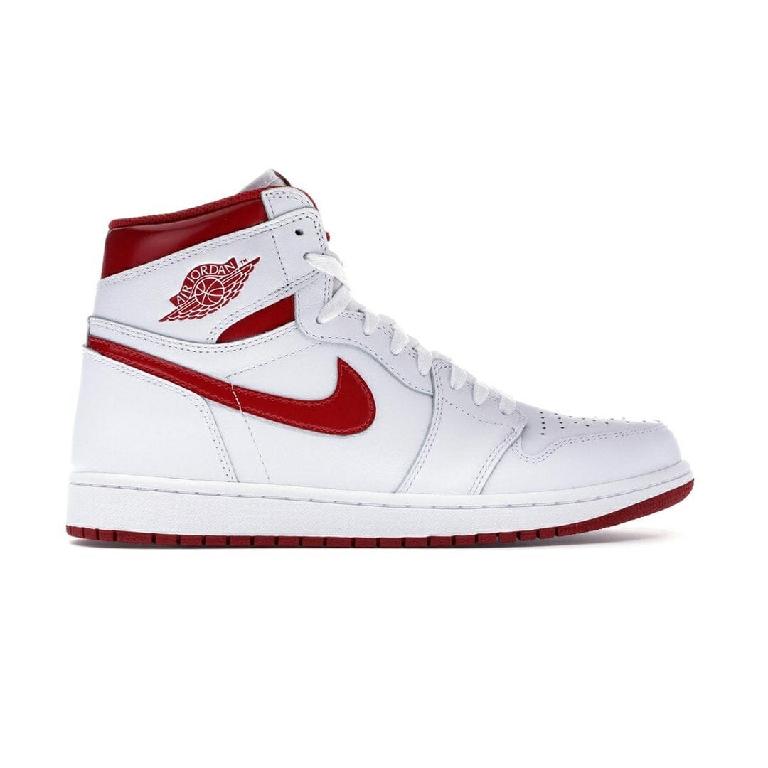 Air Jordan 1 Retro High OG 'Metallic Red'