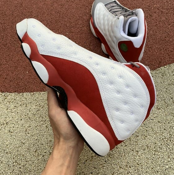 Air Jordan 13 OG Chicago