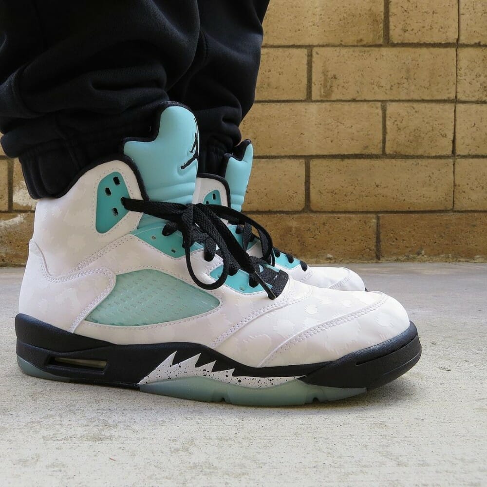 Air Jordan Retro 5 Island Green Unisex Basketball Shoes WhiteBlack-White-Island Green CN2932 100 AJ5 Jordan Sneakers (4)-1000x1000