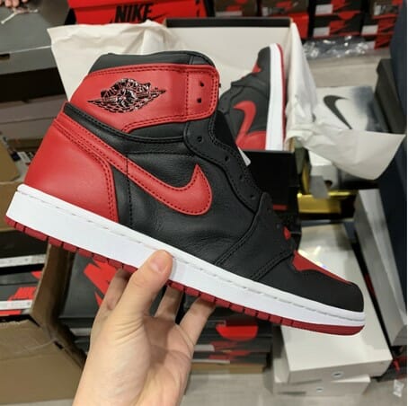 Air Jordan 1 Banned Black And Red
