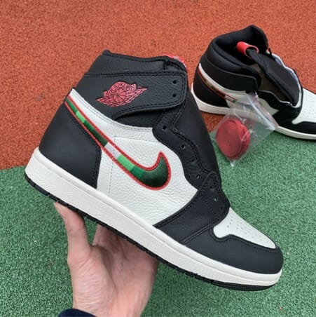 Air Jordan 1 Black And White
