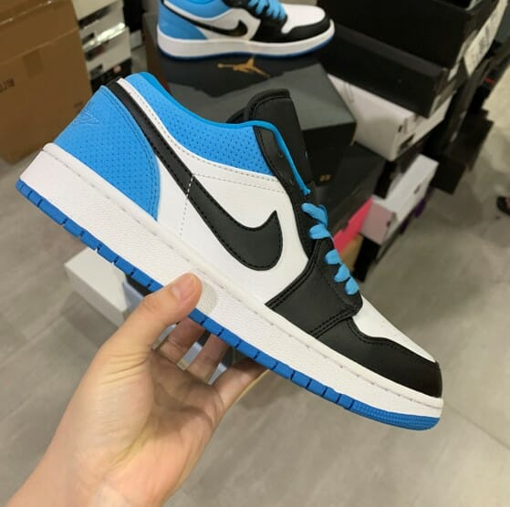 Air Jordan 1 Low “Laser Blue”