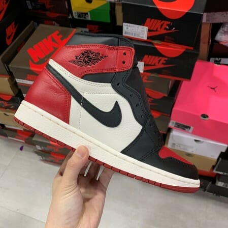 Air Jordan 1 Bred Toe