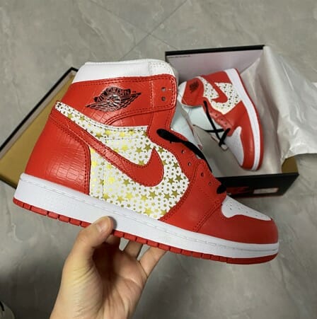 Air Jordan 1 High OG Red Gypsophila