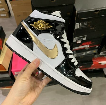 Air Jordan 1 Mid Black Gold