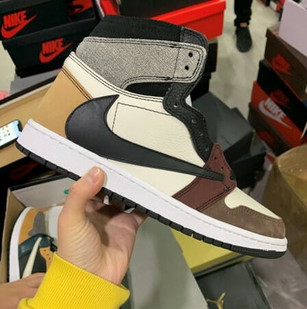Air Jordan 1 High OG x Travis Scott Brown