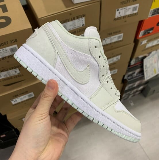 Air Jordan 1 Low “SPRUCE AURA”