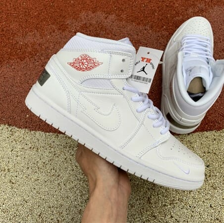 Air Jordan 1 Mid Lightning Hook