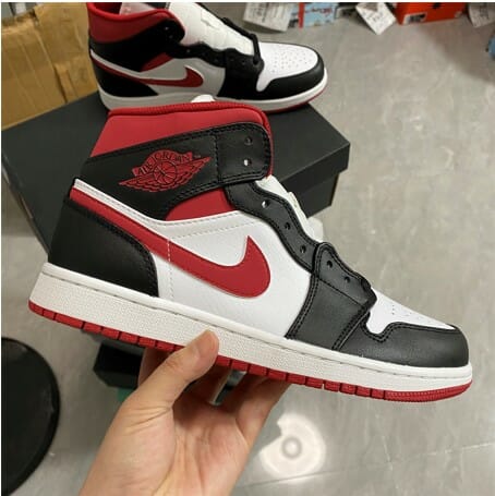 Air Jordan 1 Mid Metallic Red