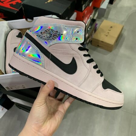 Air Jordan 1 Mid Powder Laser Middle