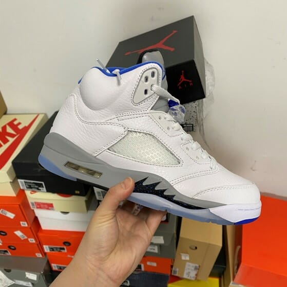 Air Jordan 5 “Stealth 2.0”