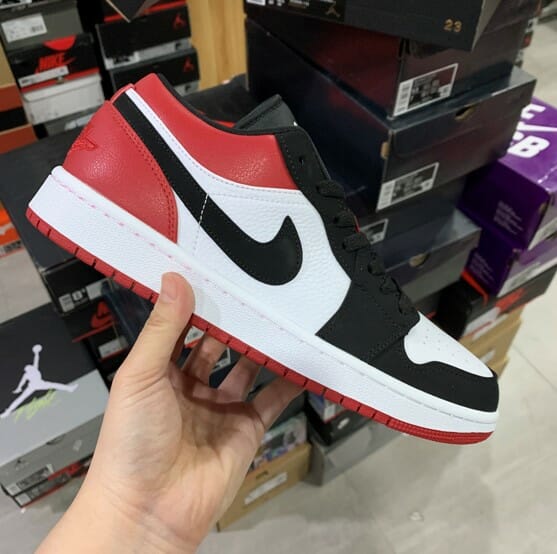 Air Jordan 1 Low “Black Toe”