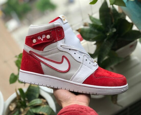 Air Jordan 1 Custom “Drake”