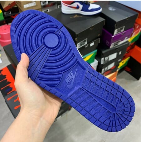 Air Jordan 1 Mid Red And Blue Color Hook Air Jordan 1 Mid Red And Blue Color Hook