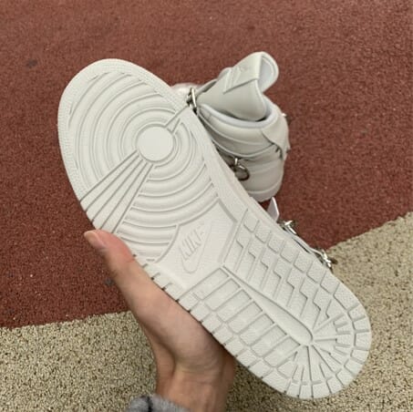 Air Jordan 1 x Comme Des Garçons Homme Plus Air Jordan 1 x Comme Des Garçons Homme Plus