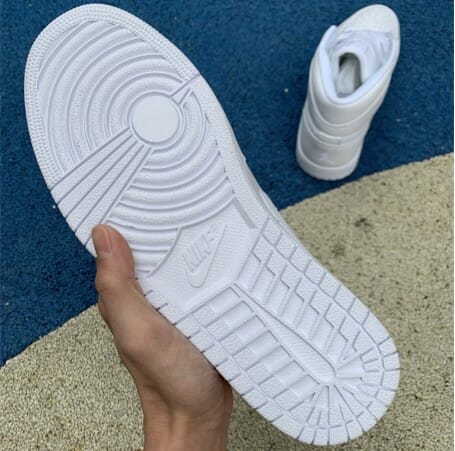 Air Jordan 1 Mid Pure White Air Jordan 1 Mid Pure White