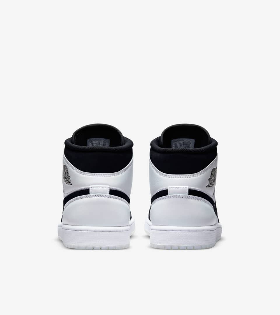 air-jordan-1-mid-se-white-and-black-dh6933-100-release-date_1