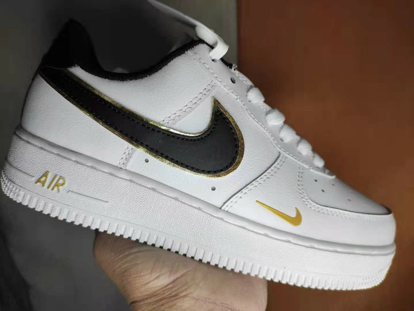 Air Force 1 '07 LV8 White Gold
