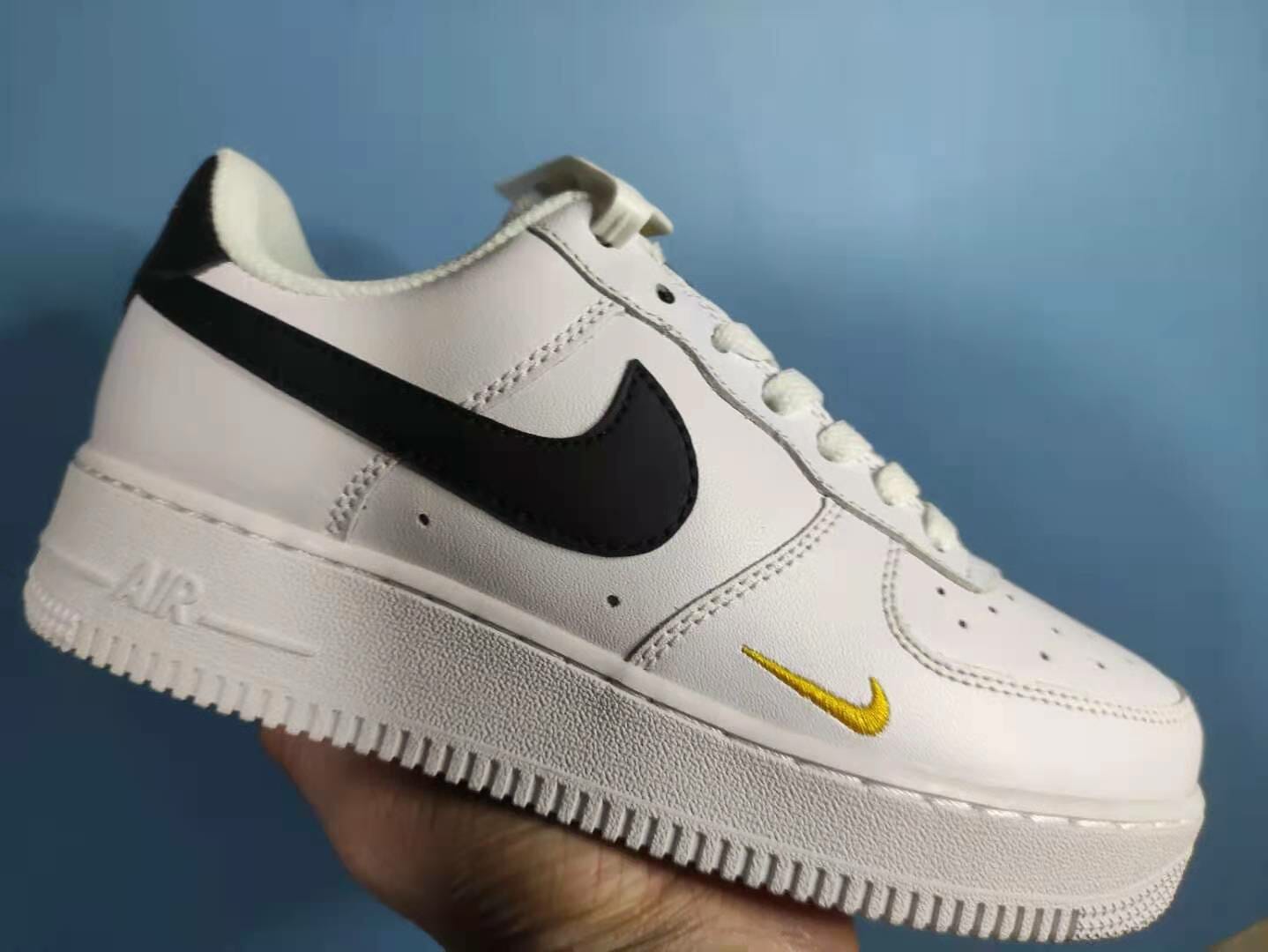 Air Force 1 Low '07 Essential White Black Gold