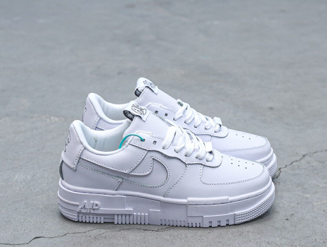 Air Force 1 Pixel 'Triple White'