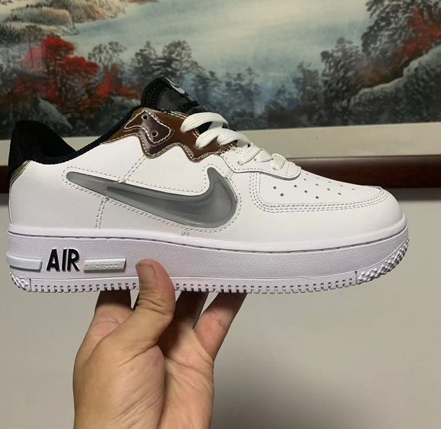 Air Force 1 React LV8 White