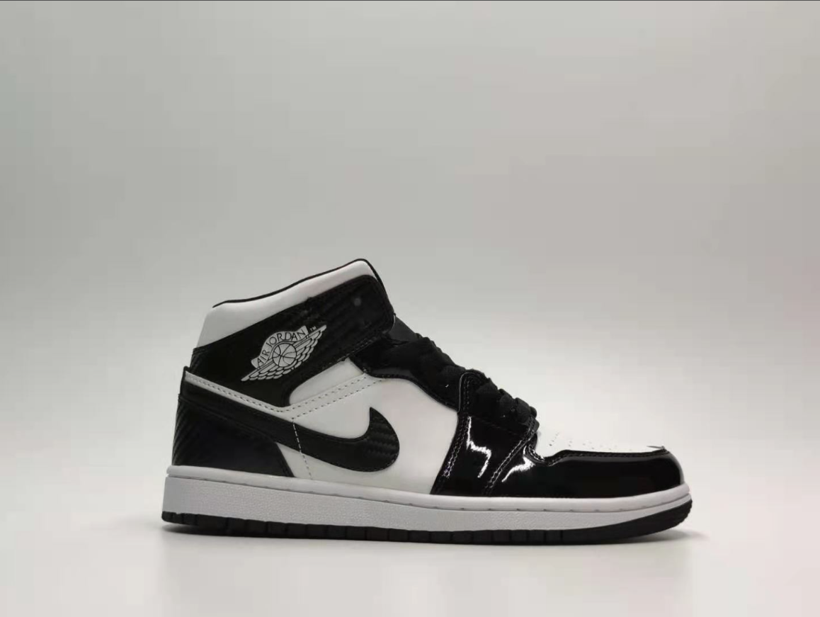 Air Jordan 1 Black And White Patent Leather