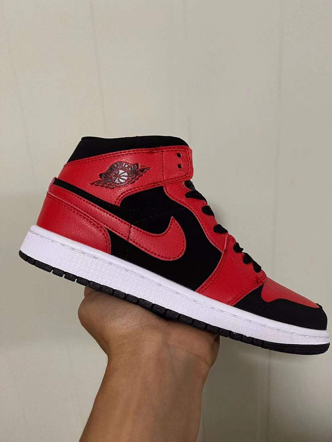 Air Jordan 1 Gs Reverse Bred White Black Gym Red