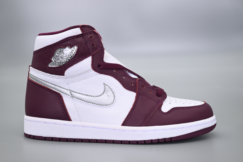 Air Jordan 1 High OG Bordeaux