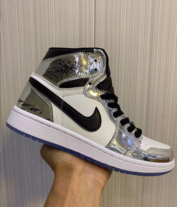 Air Jordan 1 High Pass The Torch Chrome