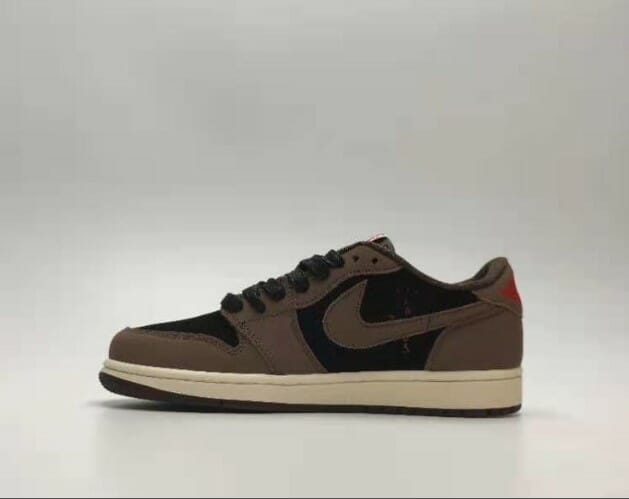 Air Jordan 1 Low Barb