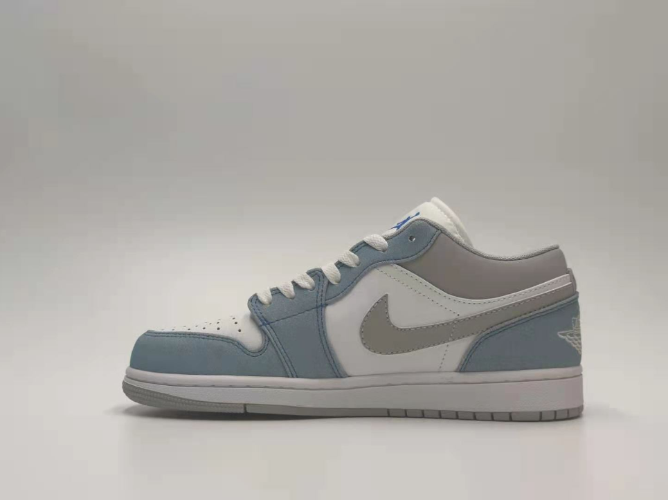 Air Jordan 1 Low Grey Blue
