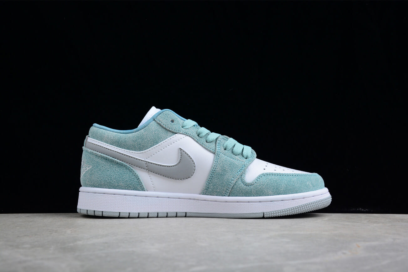 Air Jordan 1 Low New Emerald