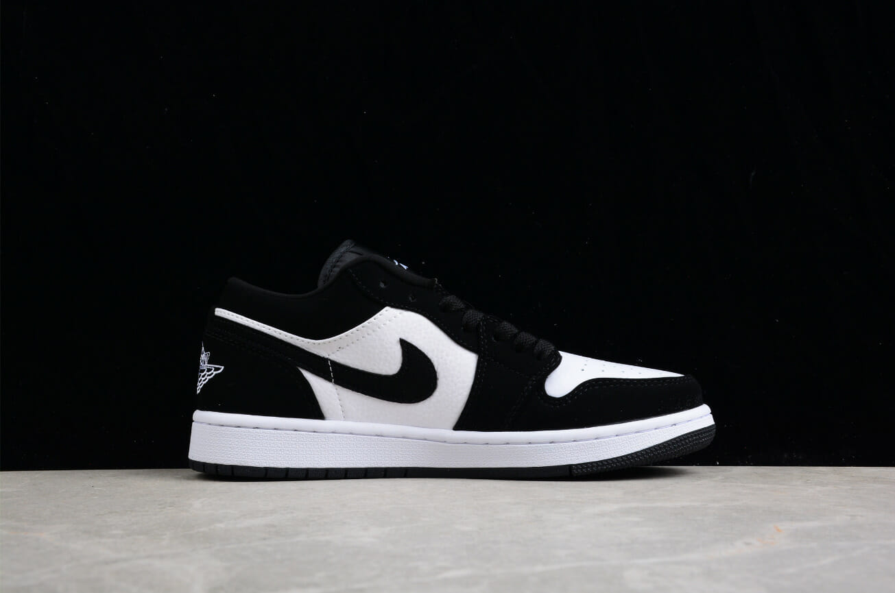 Air Jordan 1 Low SE 'Black and White'