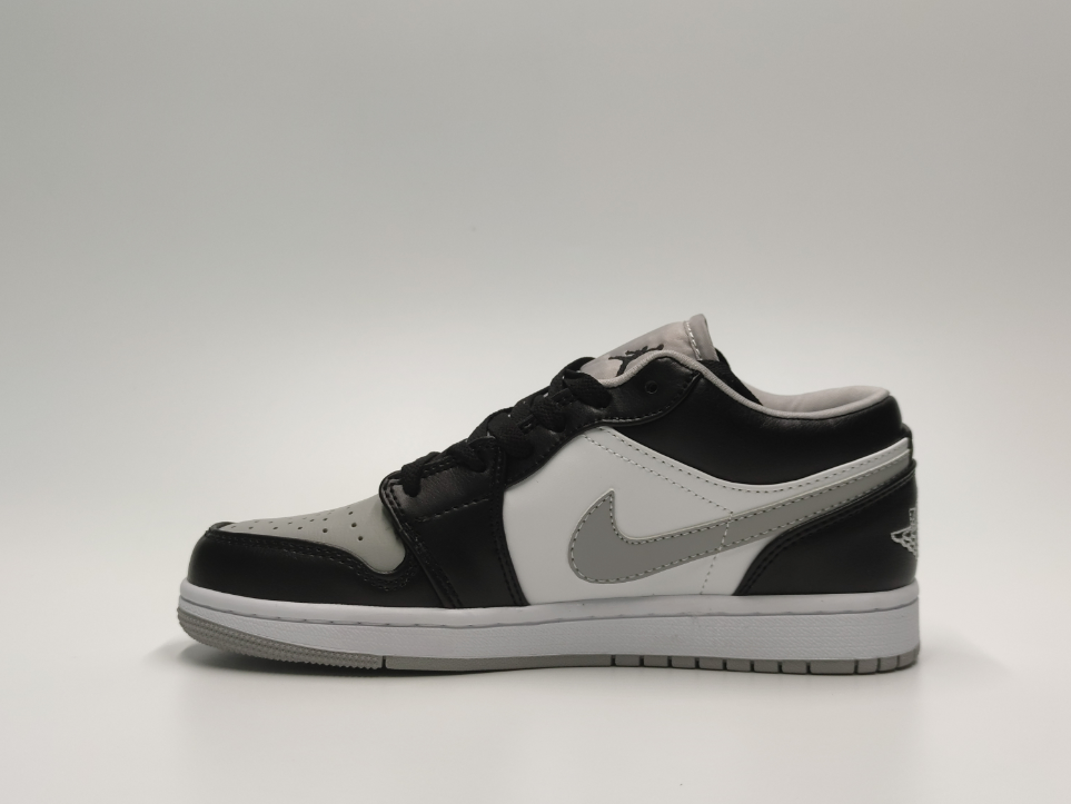 Air Jordan 1 Low Smoke Grey