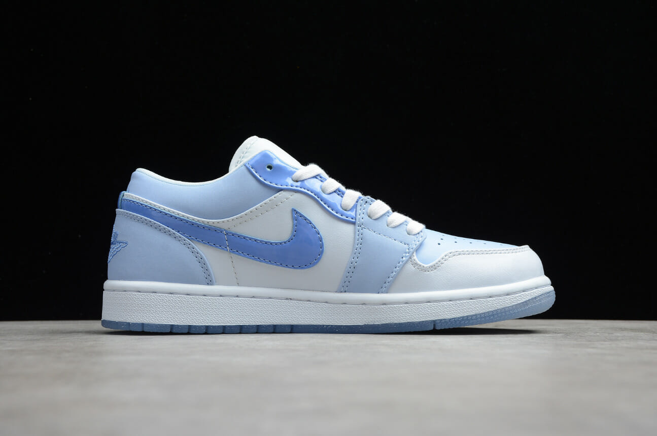 Air Jordan 1 Low The Mighty Swooshers