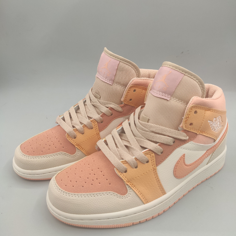 Air Jordan 1 Mid 'Apricot'