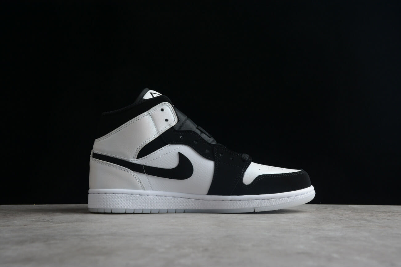 Air Jordan 1 Mid Diamond Shorts