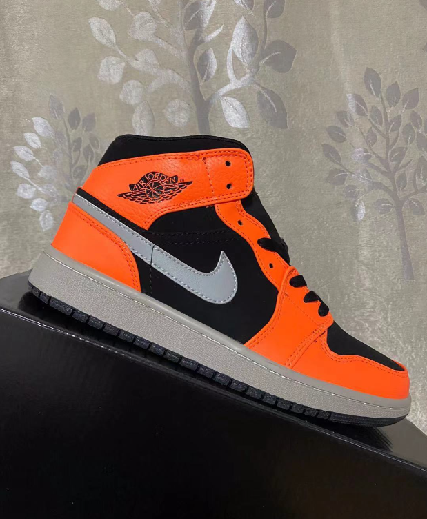 Air Jordan 1 Mid GS Black Vivid Orange
