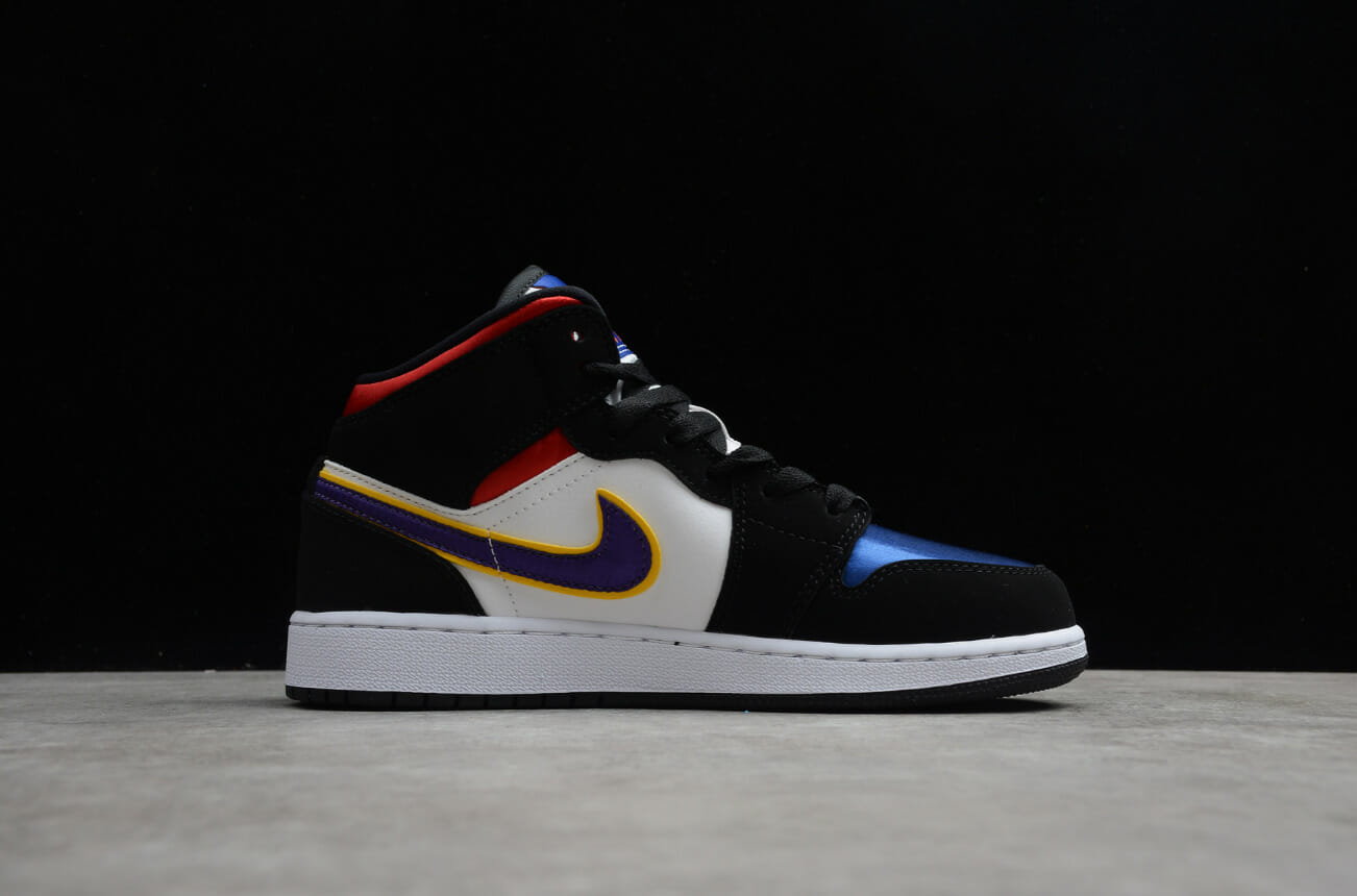 Air Jordan 1 Mid Lakers Top 3