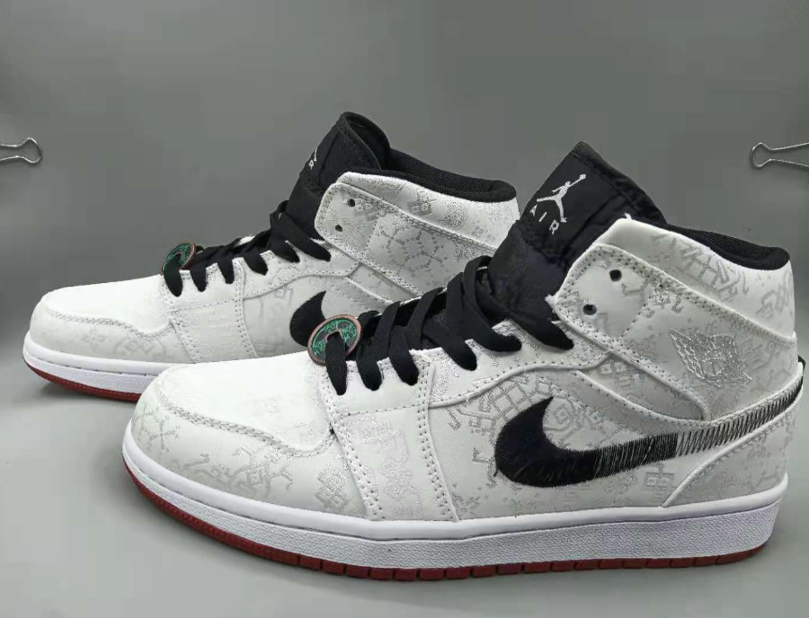 Air Jordan 1 Mid SE Fearless Edison Chen Clot