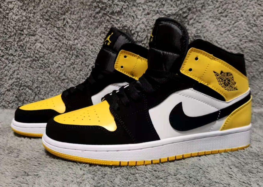 Air Jordan 1 Mid Yellow Toe