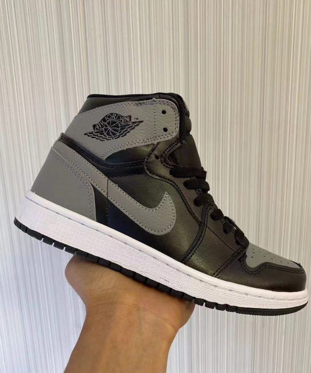 Air Jordan 1 Retro High OG Shadow