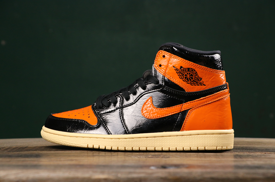 Air Jordan 1 Retro High Shattered Backboard