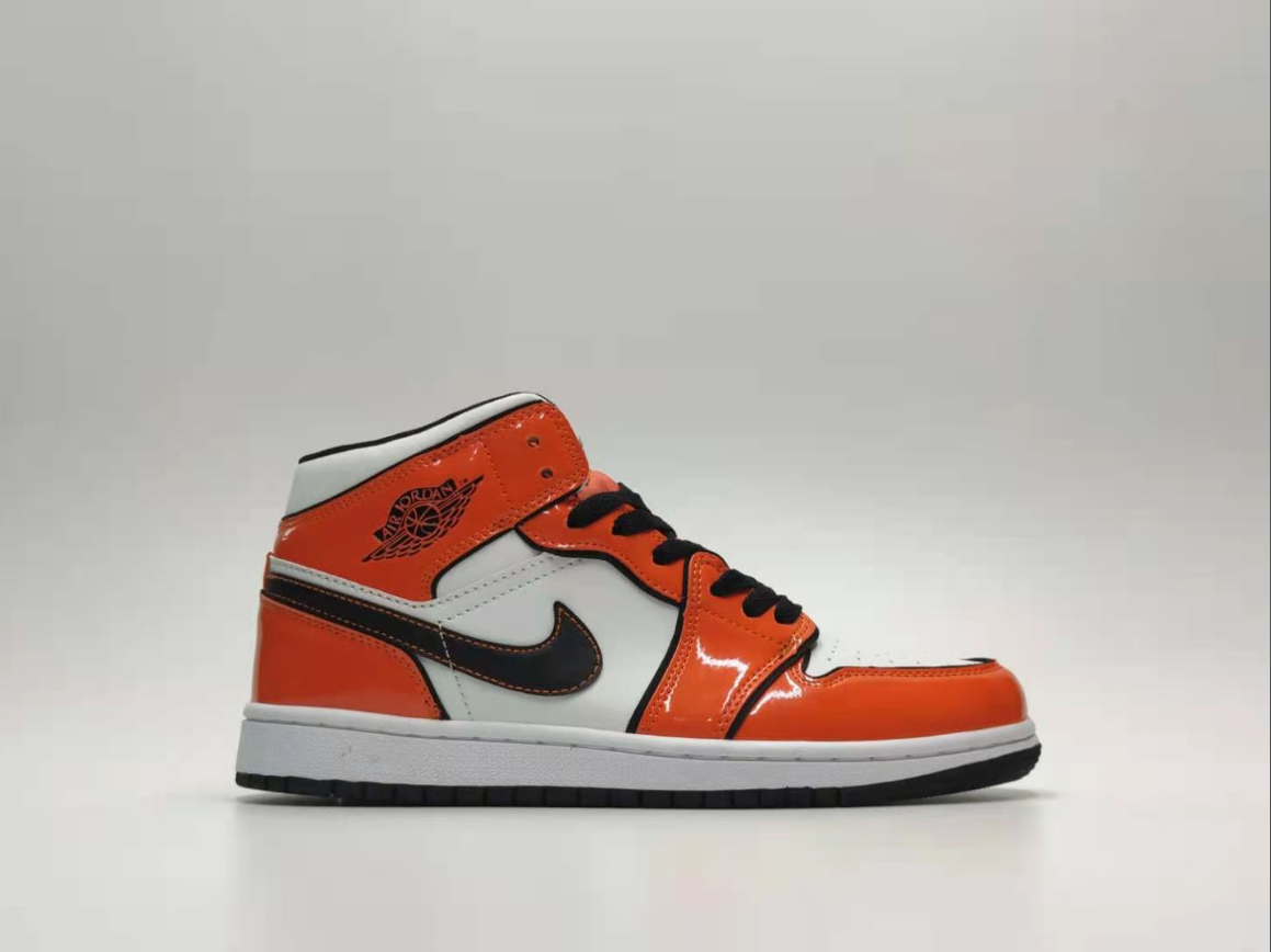 Air Jordan 1 SE Turf Orange