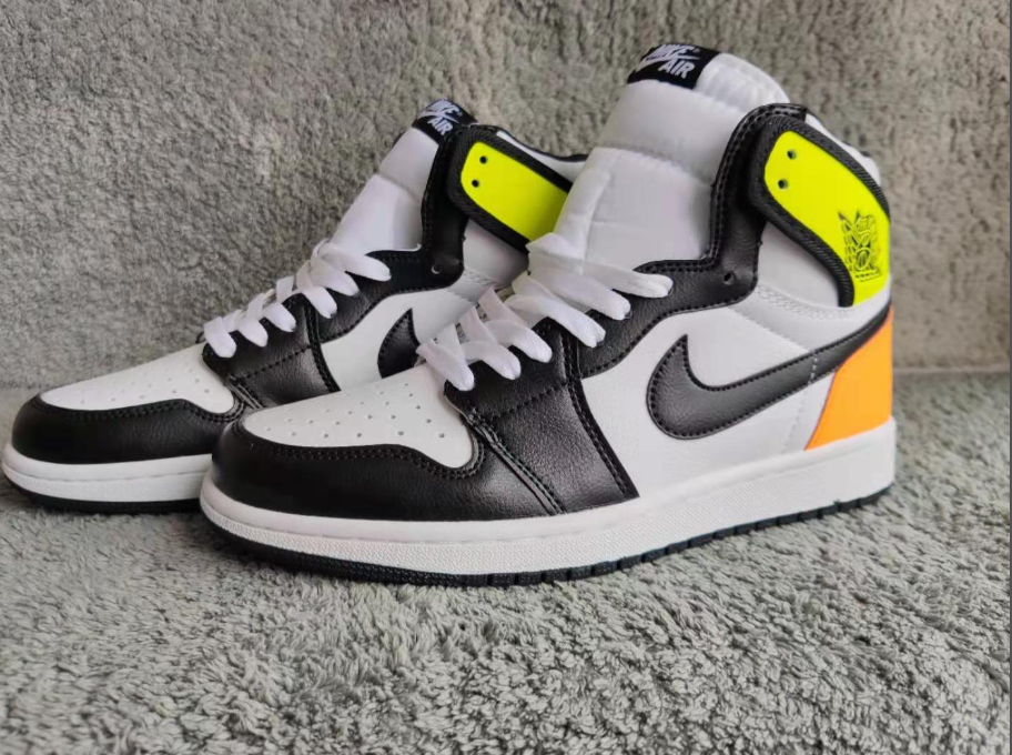 Air Jordan 1 'Volt Gold'